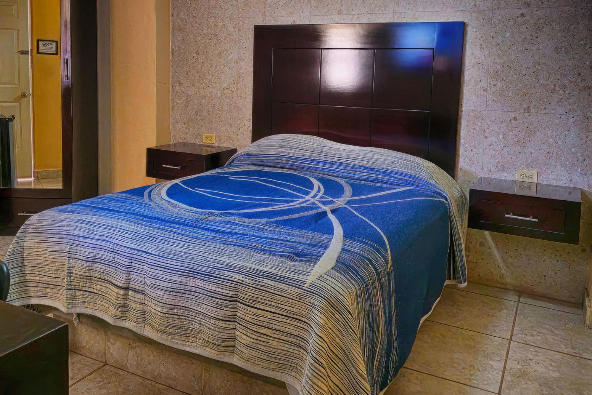 Hotel Oasis Ciudad Constitución Eksteriør billede