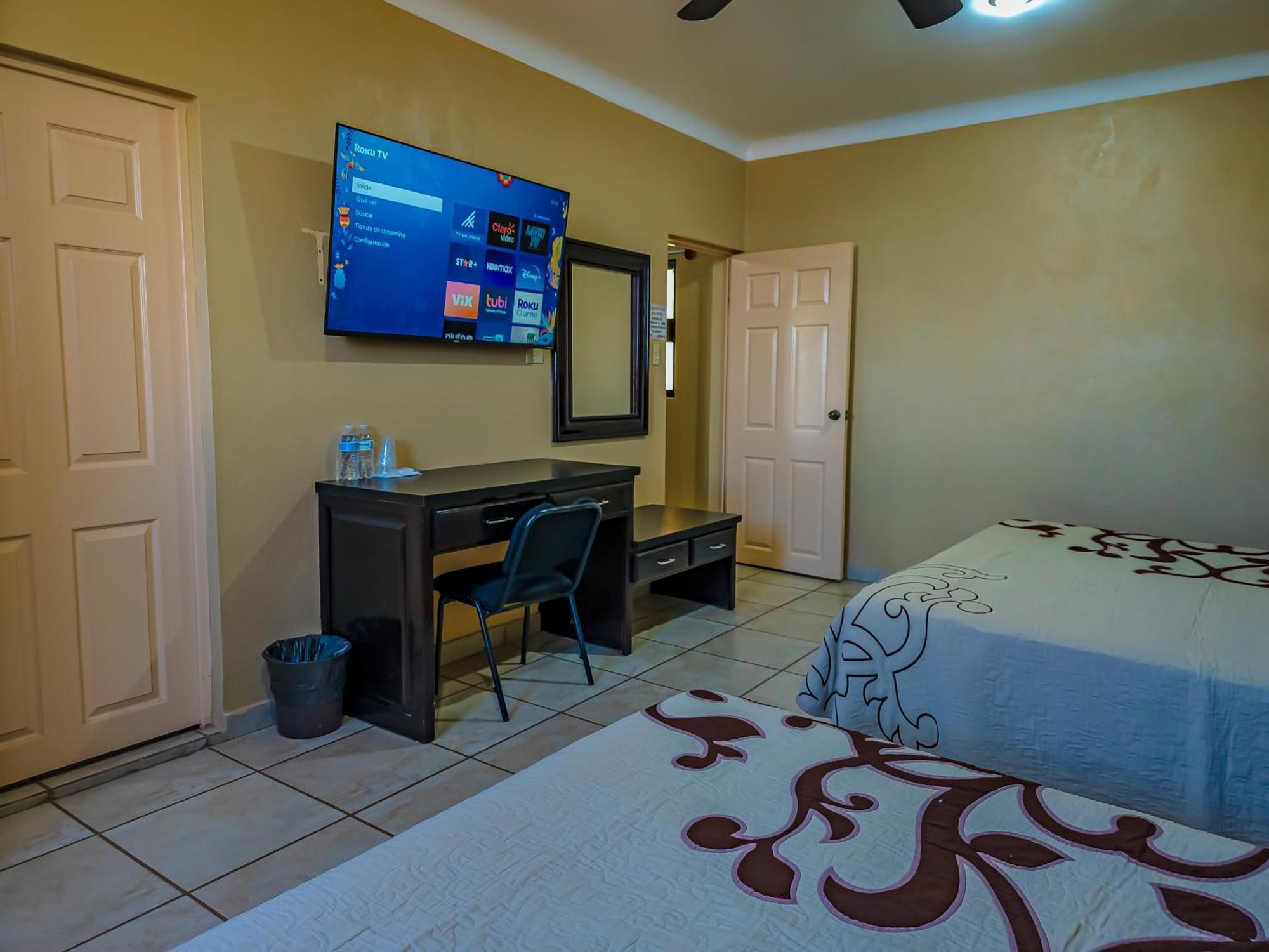 Hotel Oasis Ciudad Constitución Eksteriør billede